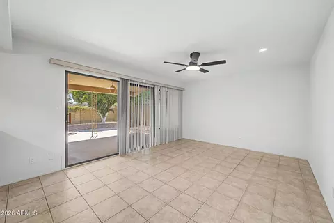 Living - 4827 E Paiute St, Phoenix, AZ 85044 photo 6 of 7