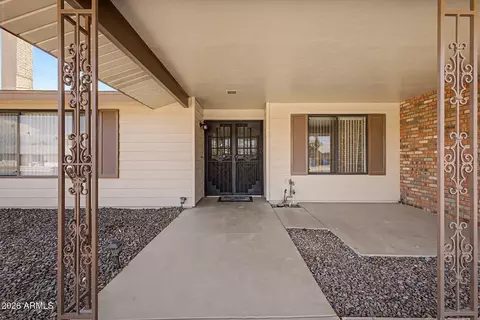 Exterior - 4827 E Paiute St, Phoenix, AZ 85044 photo 2 of 7