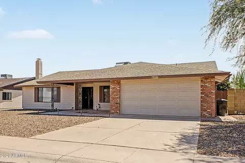 Exterior - 4827 E Paiute St, Phoenix, AZ 85044 photo 3 of 7