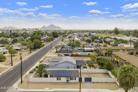 View/Area - 4445 N Longview Ave, Phoenix, AZ 85014 photo 1 of 4