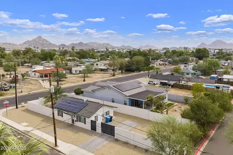View/Area - 4445 N Longview Ave, Phoenix, AZ 85014 photo 2 of 4
