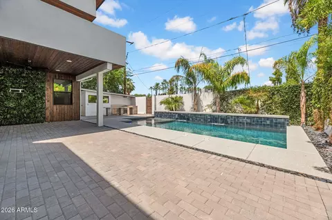 Exterior - 4410 E Turney Ave, Phoenix, AZ 85018 photo 6 of 7