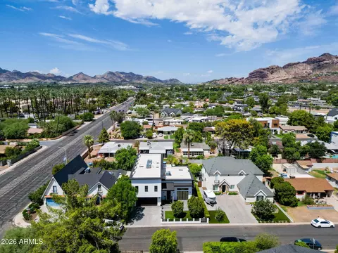 View/Area - 4410 E Turney Ave, Phoenix, AZ 85018 photo 2 of 3