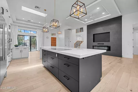 Kitchen - 4410 E Turney Ave, Phoenix, AZ 85018 photo 4 of 4