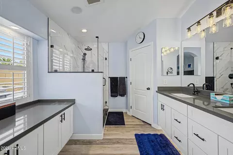 Bath - 2836 E Jj Ranch Rd, Phoenix, AZ 85024 photo 1 of 5
