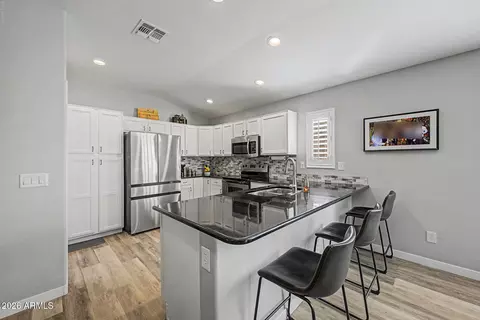 Kitchen - 2836 E Jj Ranch Rd, Phoenix, AZ 85024 photo 2 of 3