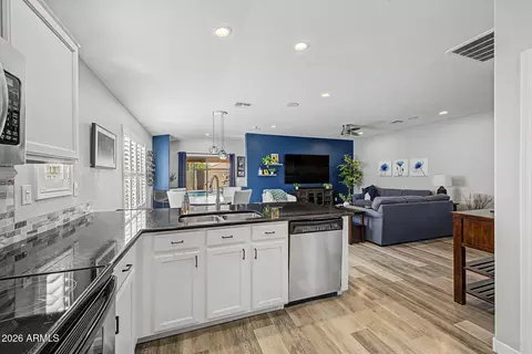 Kitchen - 2836 E Jj Ranch Rd, Phoenix, AZ 85024 photo 3 of 3