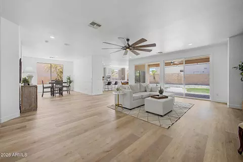 18082 N 167th Dr, Surprise, AZ 85374