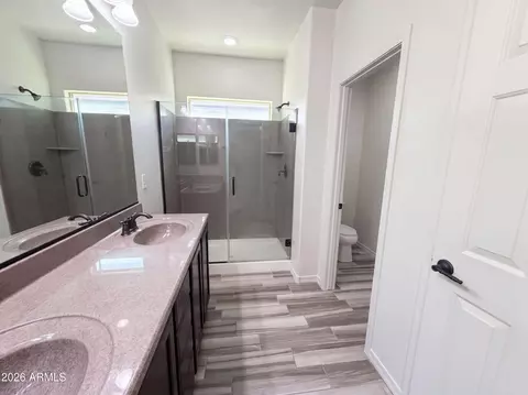 Bath - 2626 W Gray Wolf Trl, Phoenix, AZ 85085 photo 3 of 5
