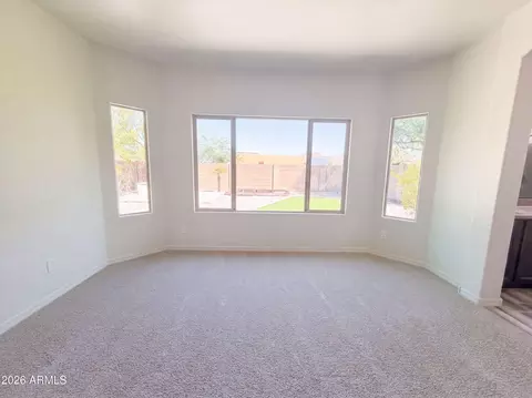 Living - 2626 W Gray Wolf Trl, Phoenix, AZ 85085 photo 2 of 3