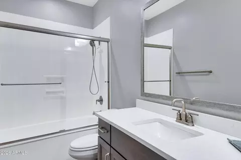 Bath - 4133 E Bethena St, Gilbert, AZ 85295 photo 2 of 4