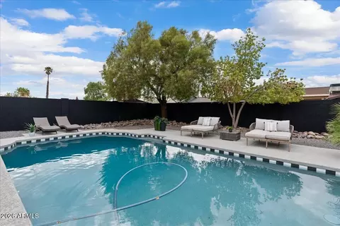 3109 W Beck Ln, Phoenix, AZ 85053