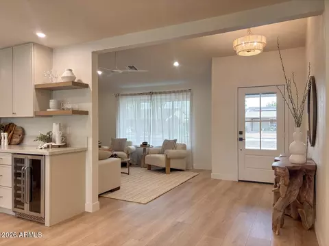 Entry Way - 4432 E Voltaire Ave, Phoenix, AZ 85032 photo 1 of 3