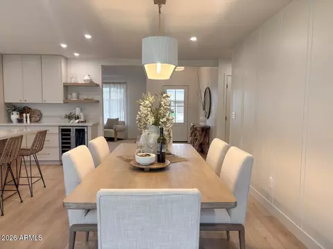 Dining - 4432 E Voltaire Ave, Phoenix, AZ 85032 photo 3 of 3