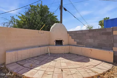 Exterior - 3331 N 18th Ave, Phoenix, AZ 85015 photo 3 of 5