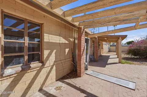 Exterior - 3331 N 18th Ave, Phoenix, AZ 85015 photo 1 of 5