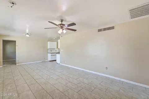 Living - 3331 N 18th Ave, Phoenix, AZ 85015 photo 3 of 7