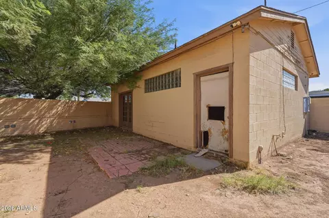 Exterior - 3331 N 18th Ave, Phoenix, AZ 85015 photo 5 of 5