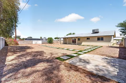 Exterior - 2501 E Karen Dr, Phoenix, AZ 85032 photo 6 of 11