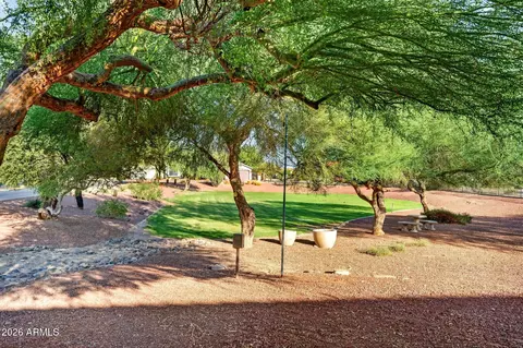 Exterior - 1921 E Siesta Ln, Phoenix, AZ 85024 photo 11 of 11