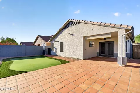 Exterior - 1921 E Siesta Ln, Phoenix, AZ 85024 photo 6 of 11