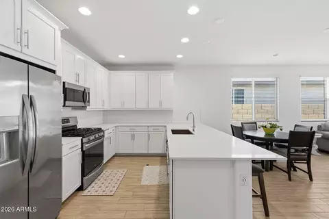 Kitchen - 1523 W Corral Rd, Phoenix, AZ 85041 photo 2 of 5