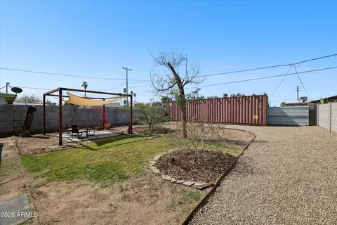 Exterior - 2218 N 21st Pl, Phoenix, AZ 85006 photo 6 of 6