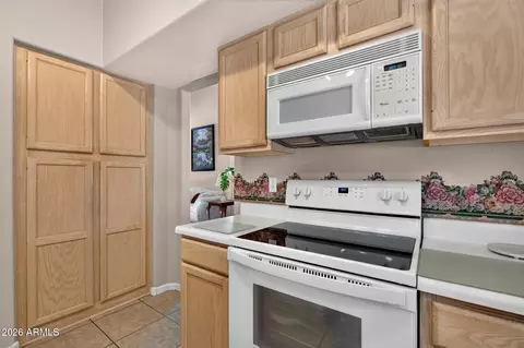Kitchen - 1873 E Mcnair Dr, Tempe, AZ 85283 photo 3 of 4