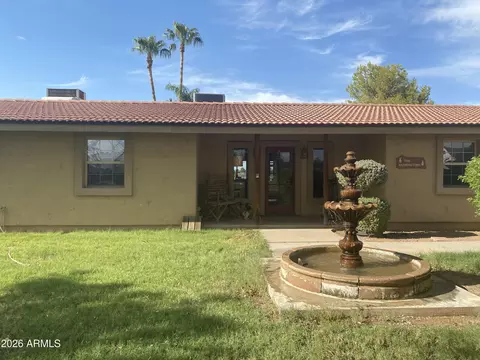 564 E Morgan Dr, Gilbert, AZ 85295 photo 2