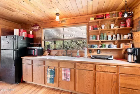 Kitchen - 5415 W Valley View Dr, Pine, AZ 85544 photo 2 of 2