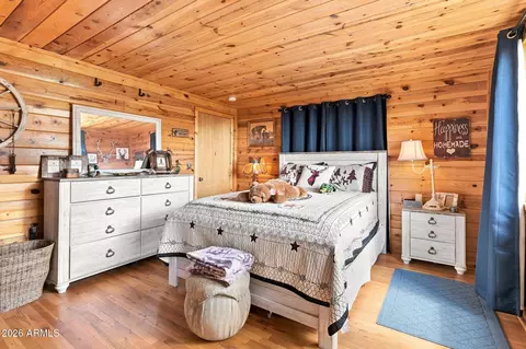 Bedroom - 5415 W Valley View Dr, Pine, AZ 85544 photo 1 of 3
