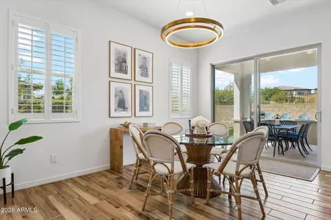 Dining - 1816 E Fallen Leaf Ln, Phoenix, AZ 85024 photo 3 of 3