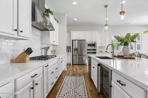 Kitchen - 1816 E Fallen Leaf Ln, Phoenix, AZ 85024 photo 2 of 3