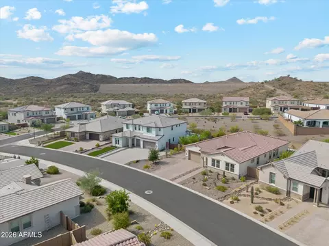 View/Area - 1816 E Fallen Leaf Ln, Phoenix, AZ 85024 photo 1 of 3