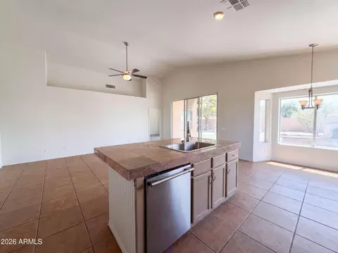 Kitchen - 3549 E Rocky Slope Dr, Phoenix, AZ 85044 photo 5 of 5