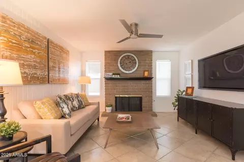 Living - 2015 E Southern Ave #4, Tempe, AZ 85282 photo 3 of 3