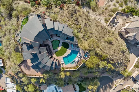 View/Area - 2106 E Kaler Dr, Phoenix, AZ 85016 photo 5 of 6