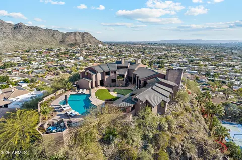 View/Area - 2106 E Kaler Dr, Phoenix, AZ 85016 photo 4 of 6