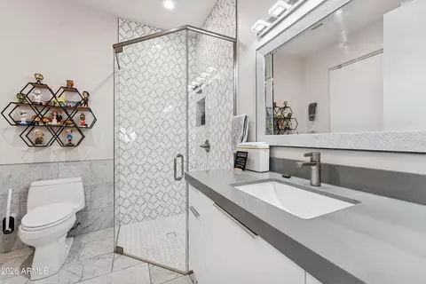 Bath - 2106 E Kaler Dr, Phoenix, AZ 85016 photo 8 of 8