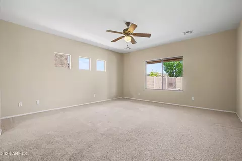 Living - 2946 E Santa Fe Ln, Gilbert, AZ 85297 photo 6 of 7