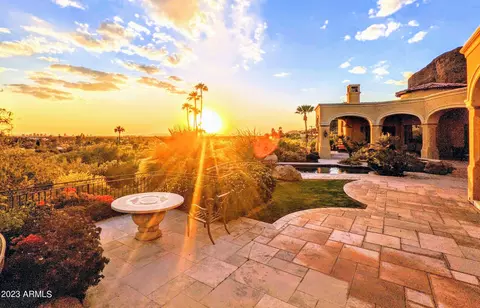 Exterior - 4836 E White Gates Dr, Phoenix, AZ 85018 photo 8 of 22