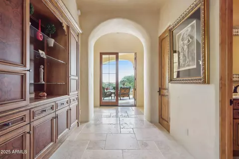 Entry Way - 4836 E White Gates Dr, Phoenix, AZ 85018 photo 5 of 5