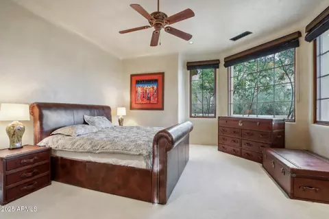 Bedroom - 4836 E White Gates Dr, Phoenix, AZ 85018 photo 10 of 10