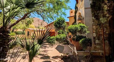 Exterior - 4836 E White Gates Dr, Phoenix, AZ 85018 photo 7 of 22