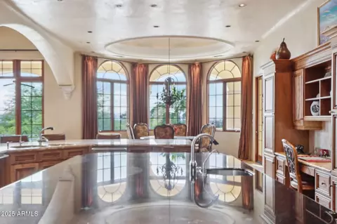 Kitchen - 4836 E White Gates Dr, Phoenix, AZ 85018 photo 6 of 6