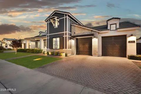 Exterior - 3731 E Boot Track Trl, Gilbert, AZ 85296 photo 2 of 12