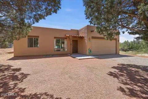 4735 E Valley Ln, Rimrock, AZ 86335