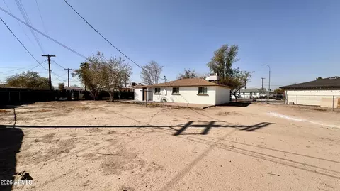 Exterior - 6433 W Fairmount Ave, Phoenix, AZ 85033 photo 4 of 5