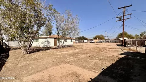 Exterior - 6433 W Fairmount Ave, Phoenix, AZ 85033 photo 3 of 5