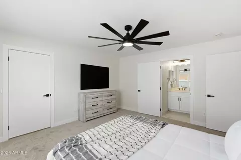 Bedroom - 2300 W 22nd Ave, Apache Junction, AZ 85120 photo 4 of 6